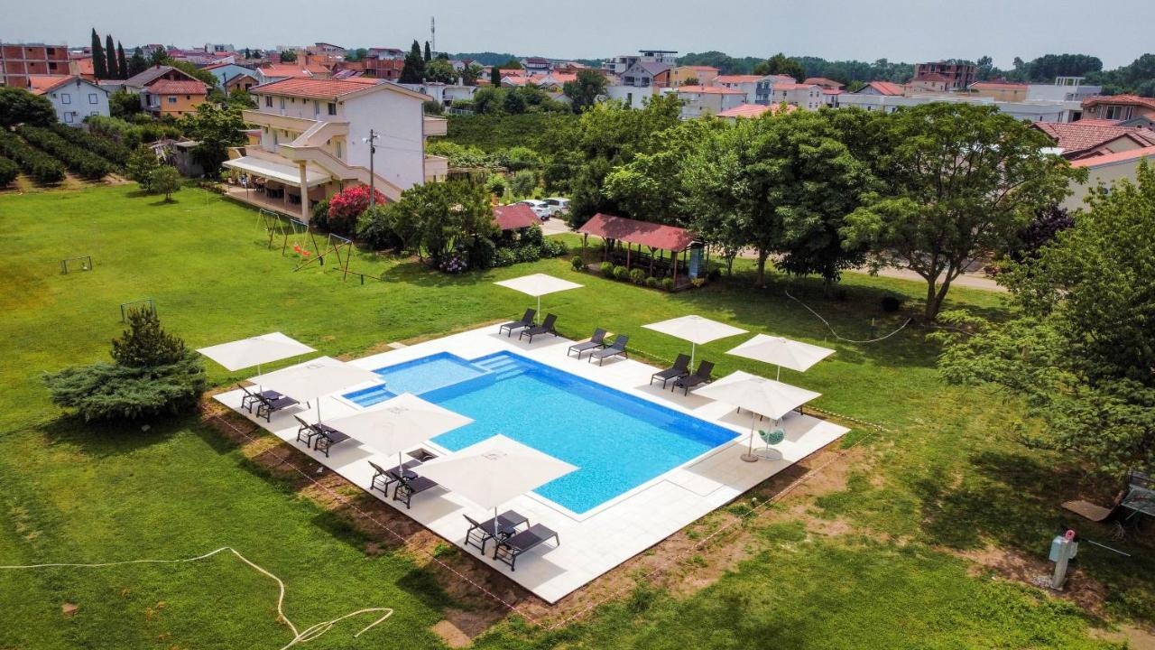 Apartament Rudaj *